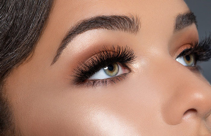 Tips to Apply, Remove, and Clean your Faux eyelashes