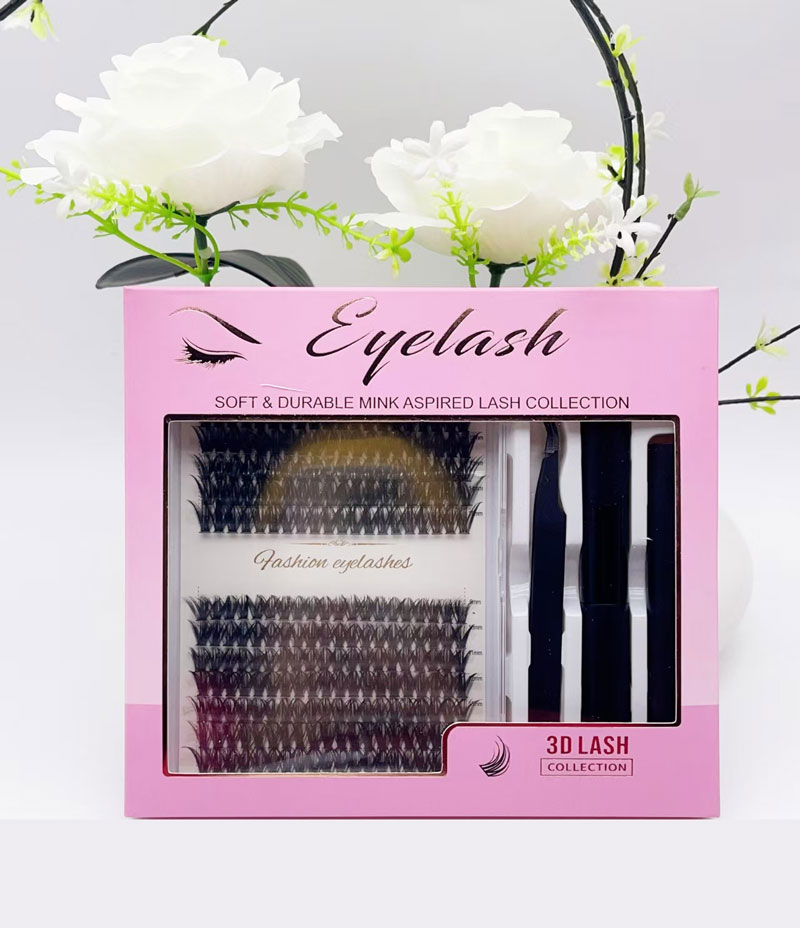 How to Achieve Perfect Eyelashes with Glue and Clusters