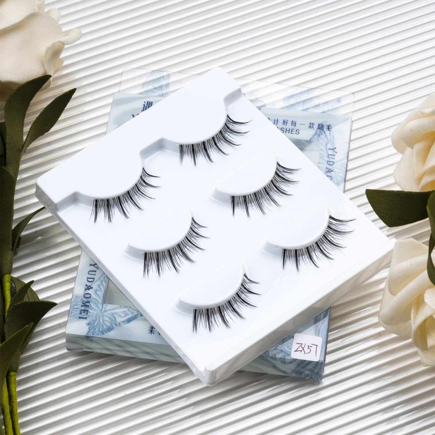 The False Eyelash Industry: Elevating Beauty with Premium Lashes