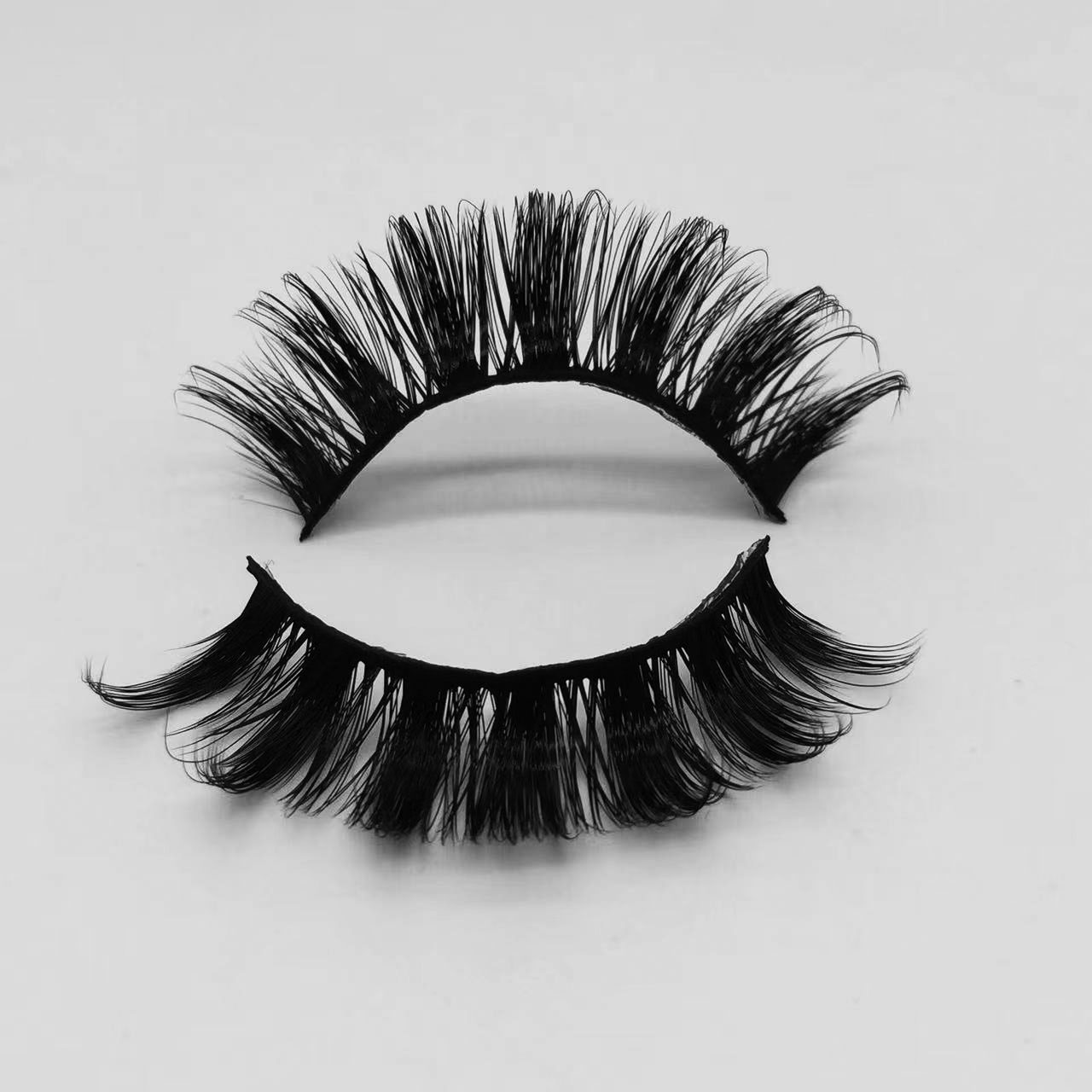 Exclusive Handmade Russian Custom Eyelashes by Qingdao Sparkling®: Redefining Beauty with Vegan Luxury