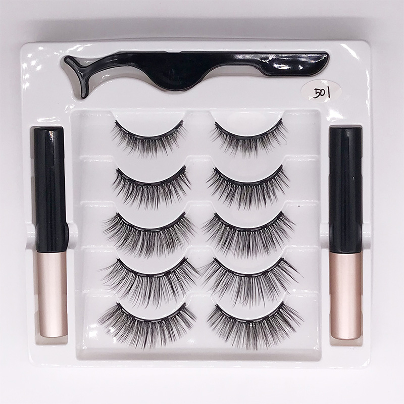 Revolutionize Your Beauty Routine: Discover the Magic of Magnetic Eyelashes!