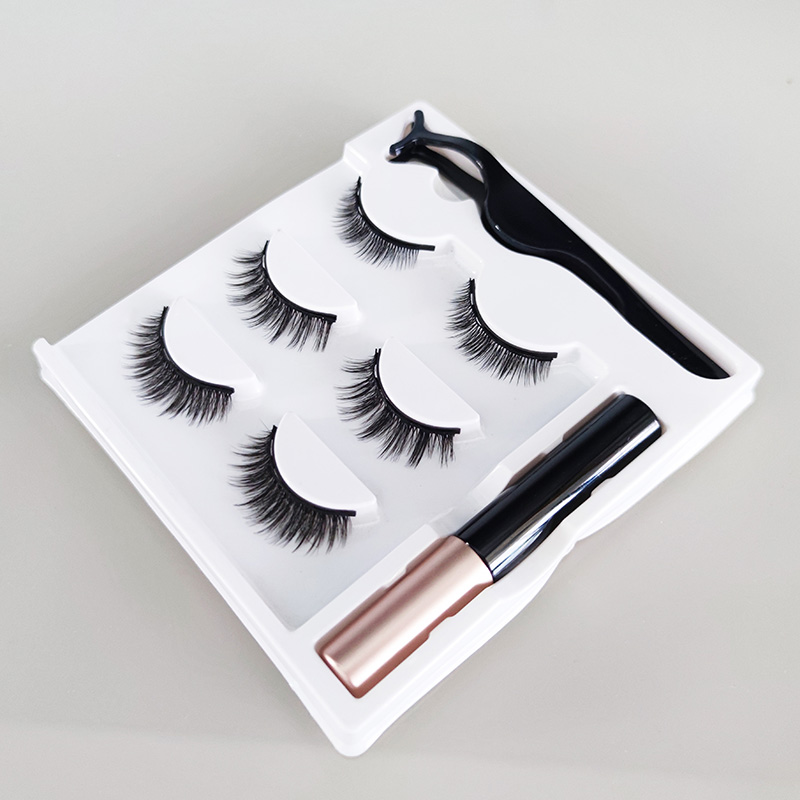 3D Magnetic Lashes Natural Look with Eyeliner and Tweezers