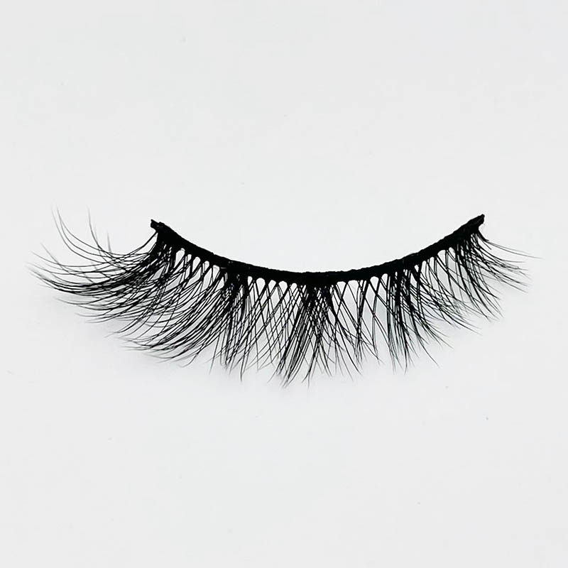 7 Pairs Wispy Cat Eye Strip Lashes Pack