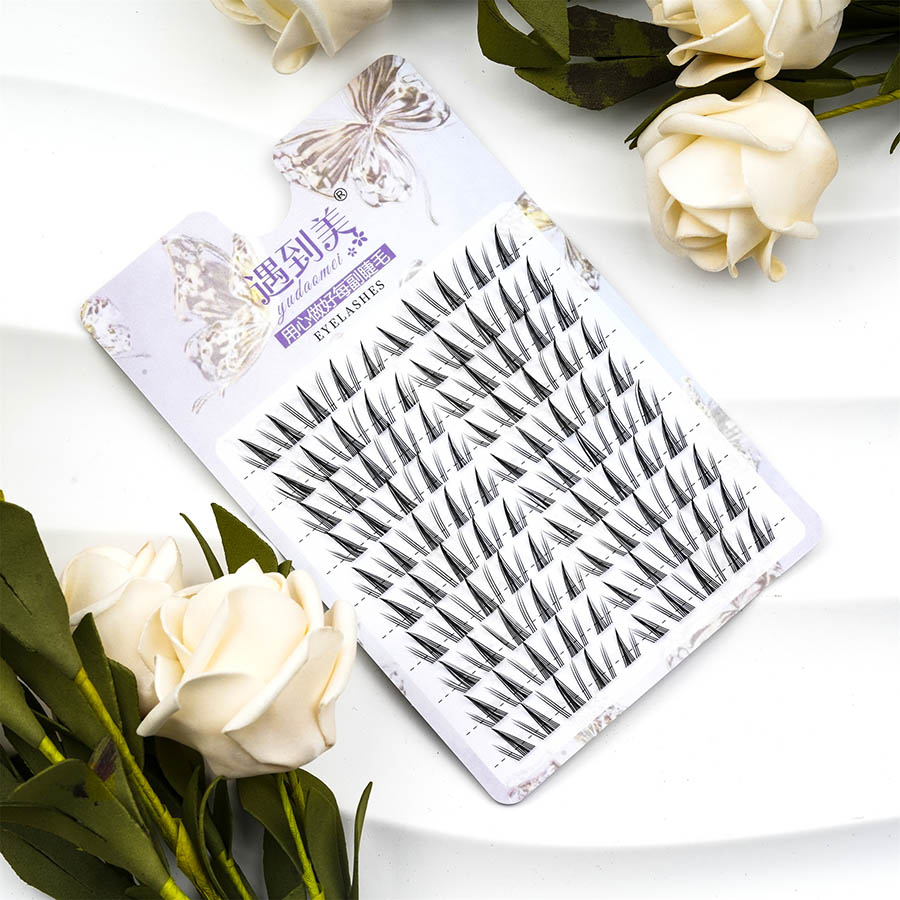 Individual self adhesive dramatic Fox Lashes