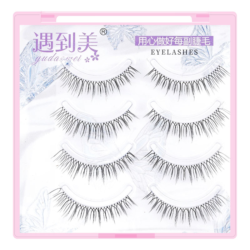 Soft Lightweight Clear Band False Eyelashes AB15